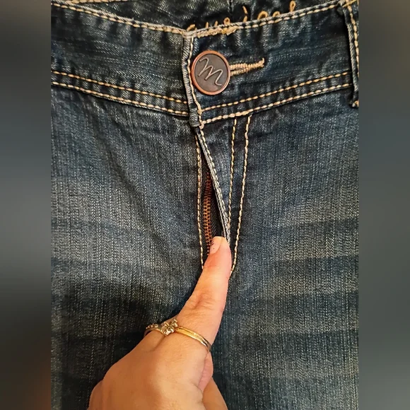 Maurices Blue Boot Cut Jeans Size 20 Regular for Women. Cute Pocket Detail. - Picture 10 of 12